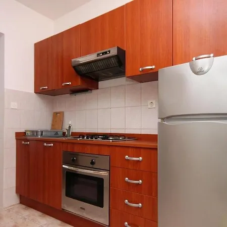 Dalibor By The Sea Apartment Brna